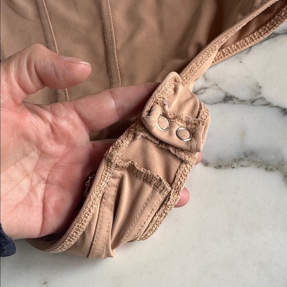 SO Women's Shapewear Bodysuit Women’s size Large - Picture 7 of 13